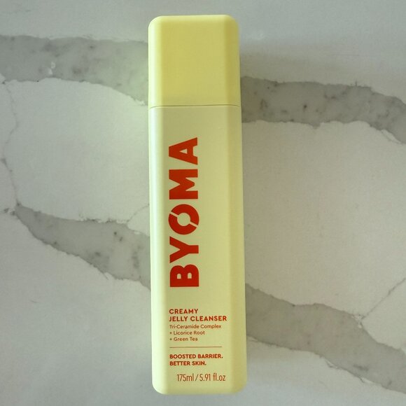 🫧 BYOMA Creamy Jelly Cleanser ✨ - Picture 1 of 3